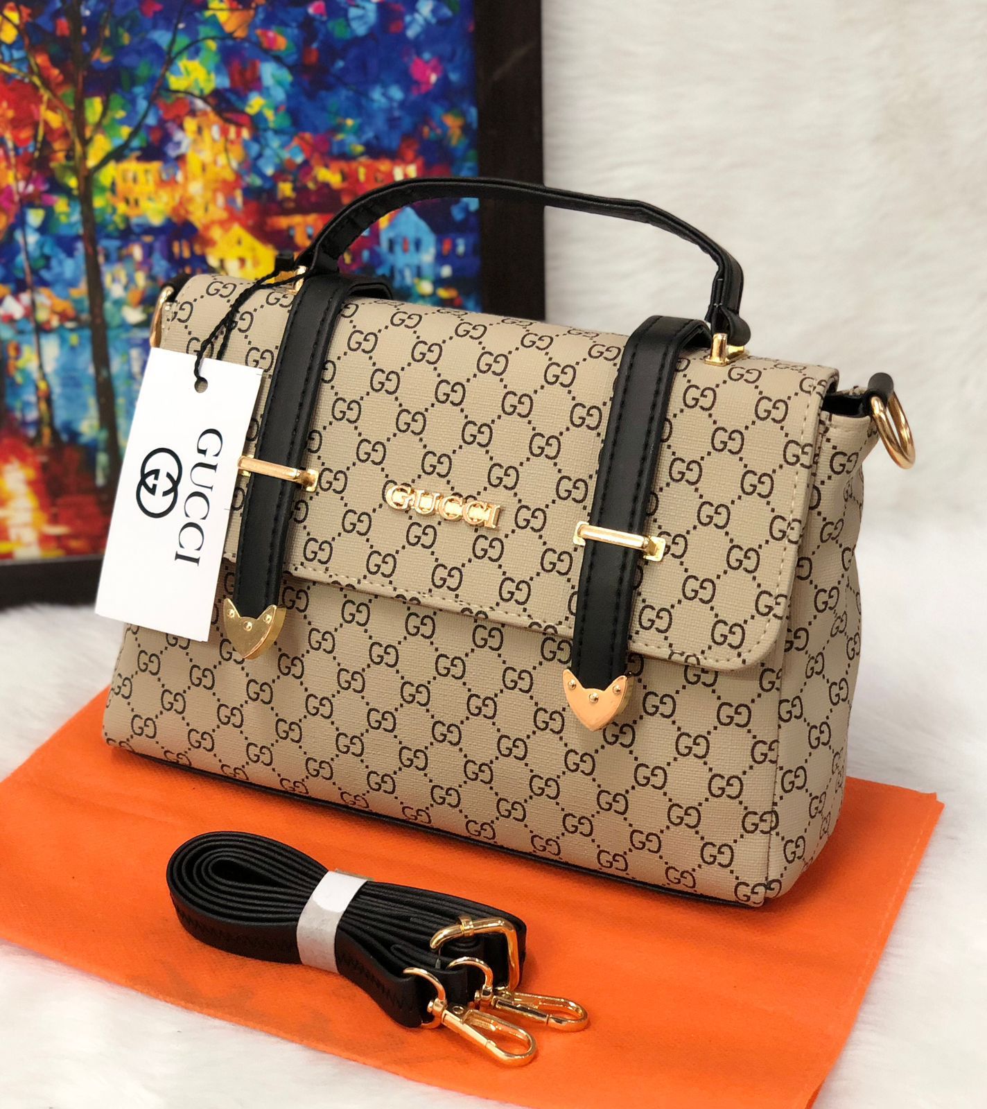 How to tell if a Gucci bag is fake?