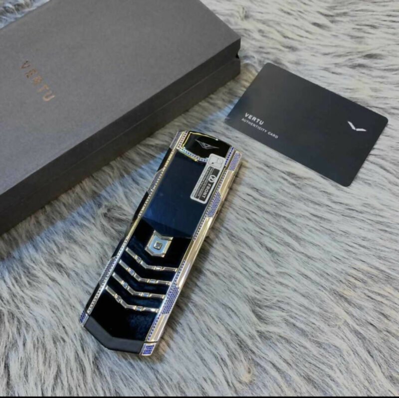 Vertu Signature Black Silver Blue Diamonds Edition mobile