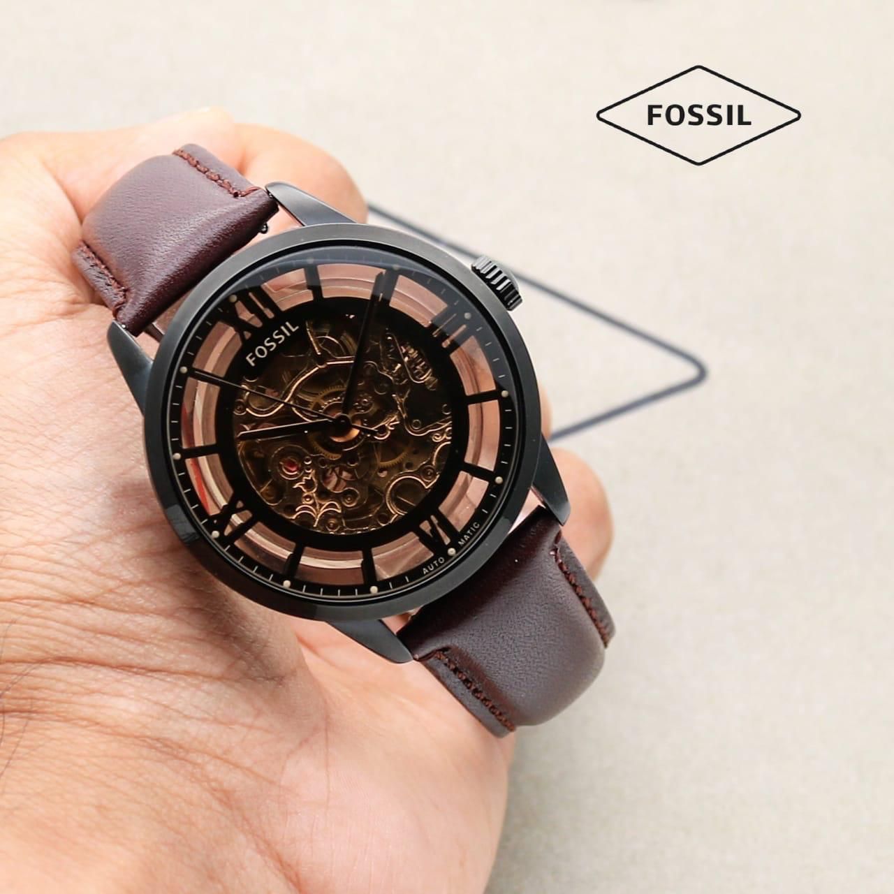 Buy Online Titan Karishma Radiance Brown Dial Analog Leather Strap watch  for Men - nr1825yl04 | Titan
