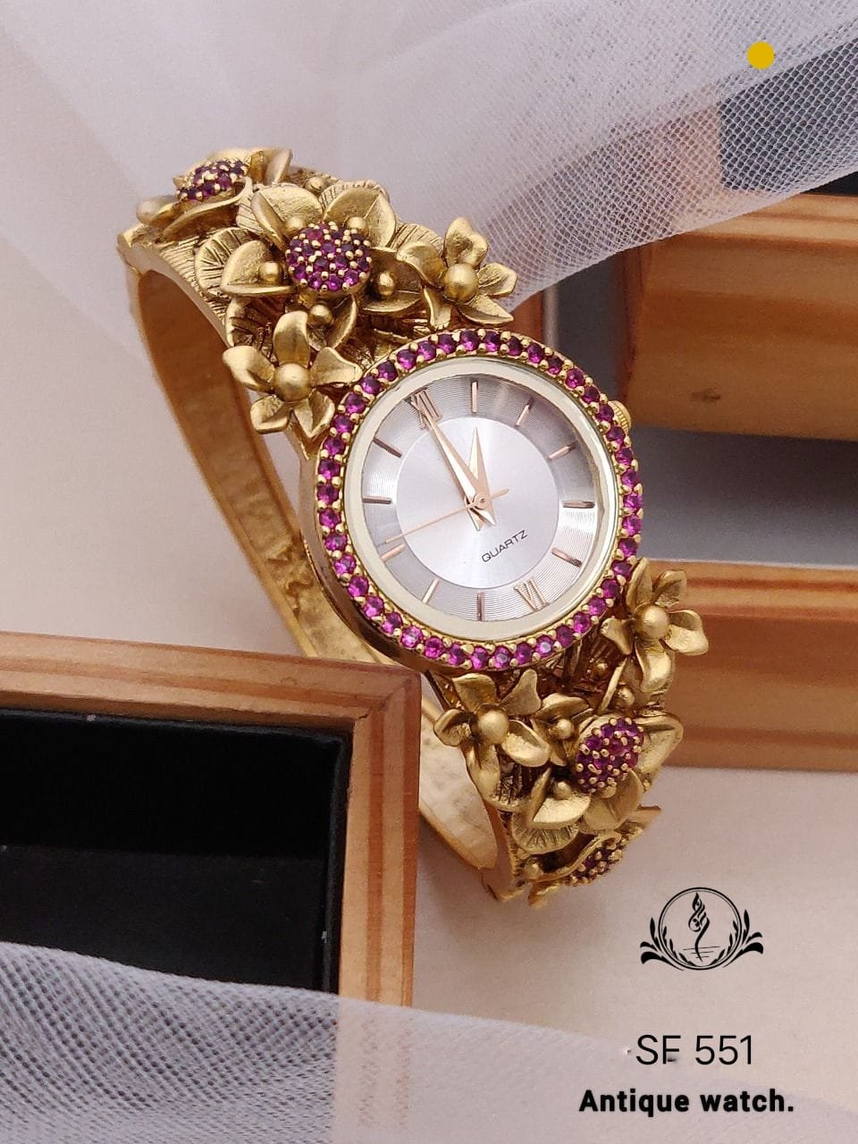 Girl fancy outlet hand watch