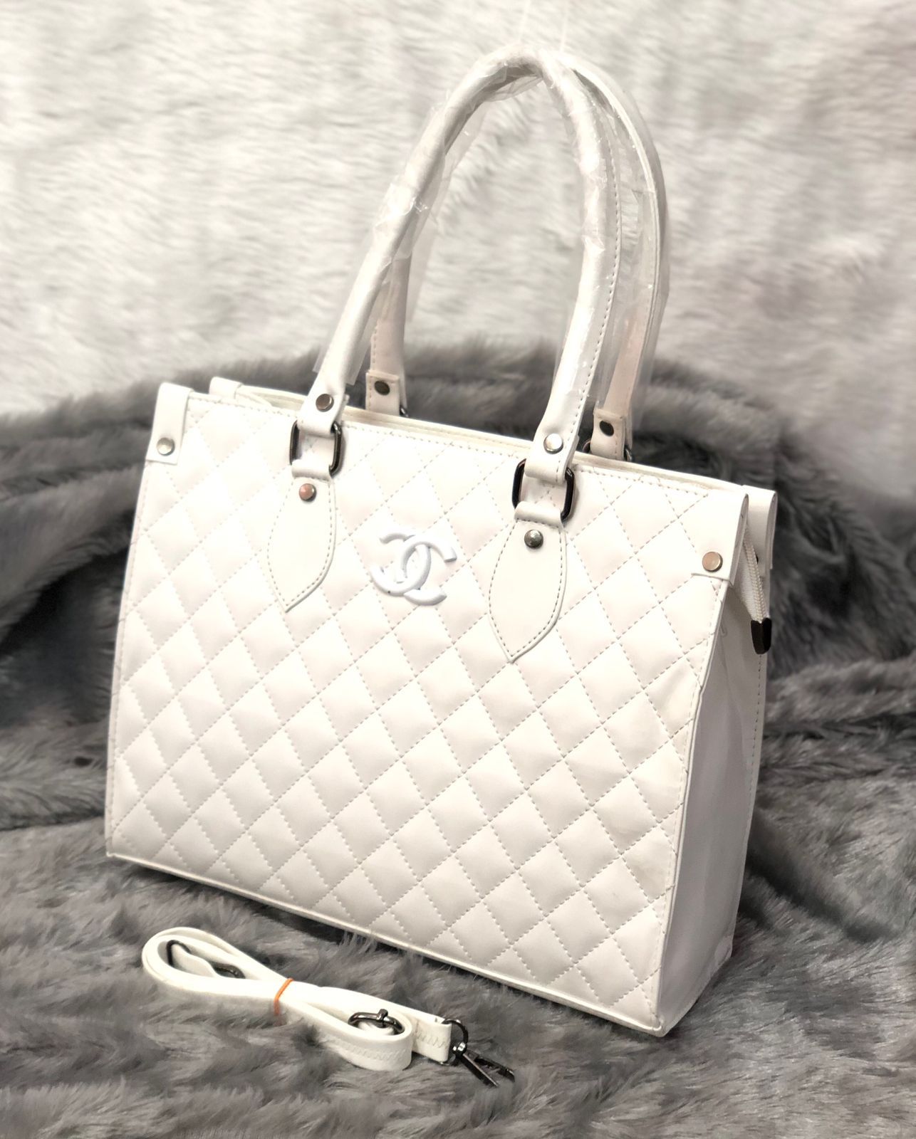 Buy Pre-owned & Brand new Luxury Chanel GST Black Caviar Quilted Grand  Shopping Tote Online | Luxepolis.Com