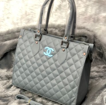 Chanel Tote Handbag For Women