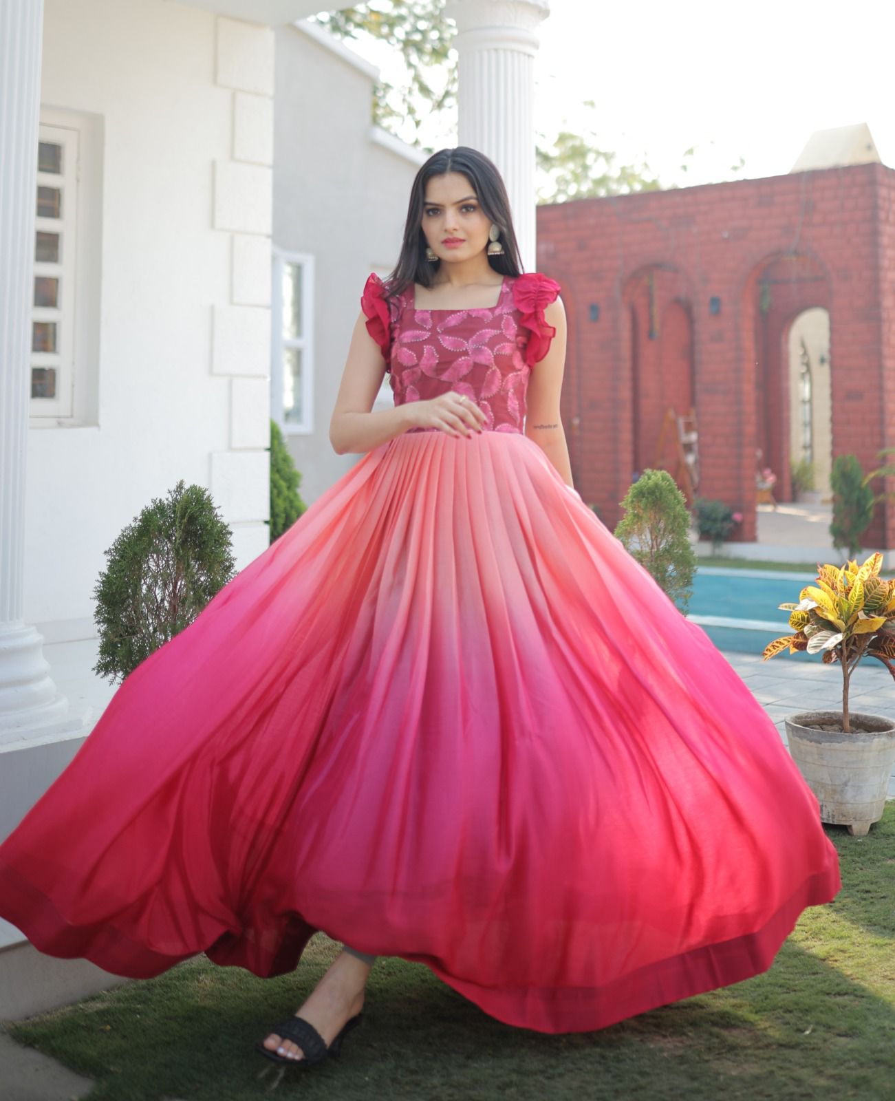 Girls Ball Gown at best price in Ranchi by Neelam Hosiery | ID:  2851749487491