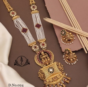 Fancy Brass High Gold Kundan Pendal Set For Womens Collection
