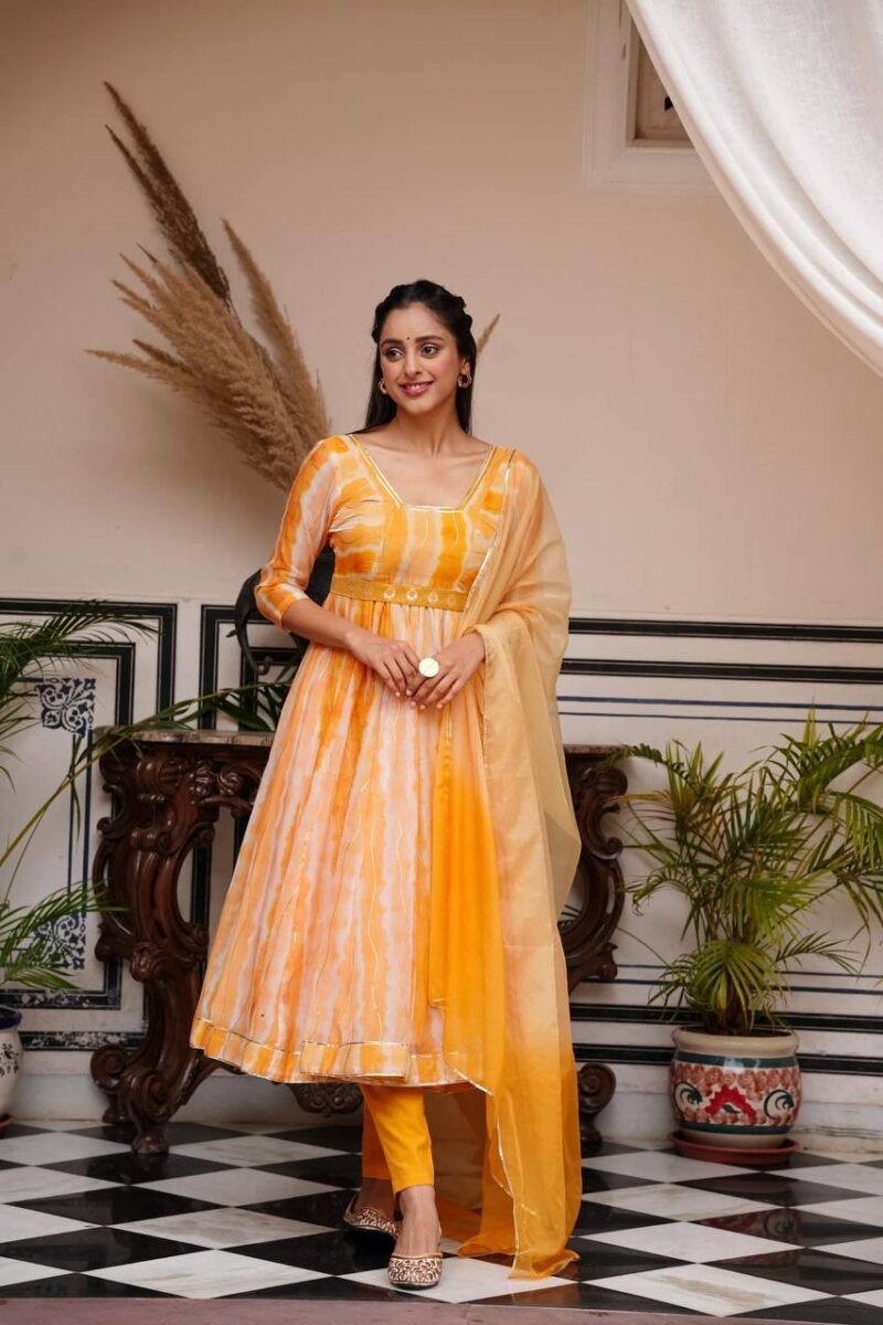 Yellow Organza Suit Set Perfect For Any Occasion Attractive Look For Womens