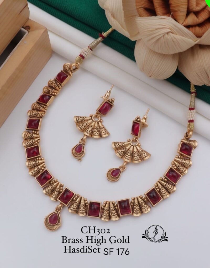 Fancy Brass High Gold Hasdi Set For Women's Collection