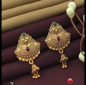 New Design Golden Earrings for Women Fancy. Safety information Keep away from sweat, water or liquid perfume. Never store in velvet wrap. BOOK NOW!