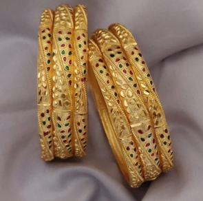 New Trending Gold plated Antique bangles Kangan Metal: Alloy Plating: Gold Plated, Country of Origin India Style Latest Trend, Hip Hop, For Women