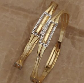 Unique Micro Gold Plated Premium CNC Kadli Bangles For Women 