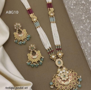 New Latest Trending Antique Jewellery Set With Earrings For Women & Girls Best Haram Trending Antique Jewellery Set With Earrings For Women & girls.
