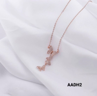 New Exclusive chain with pendant Beautiful Daily Wear Necklace Chain For Women & Girls