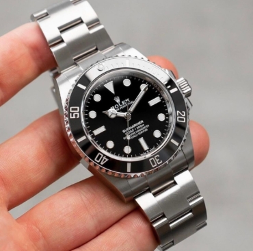Rolex Submariner meticulously designed watch