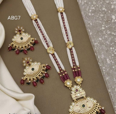 Trending Antique Jewellery Set With Earrings For Women & Girls Best Haram Trending Antique Jewellery Set With Earrings For Women & Girls.