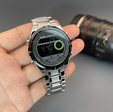 New Model Men's Fossil Digital Watch