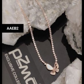 New Trendy Look Twinkling Elegant Necklace For Girls & Women