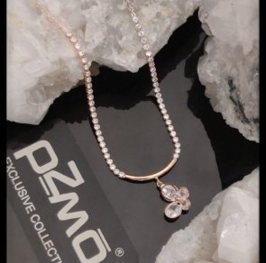 Unique Trendy Look Twinkling Elegant Necklace For Girls & Women