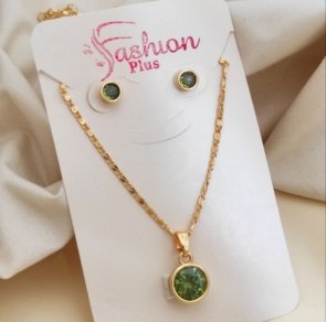 New Trendy Look Twinkling Elegant Pendant Set with Chain For Girls & Women